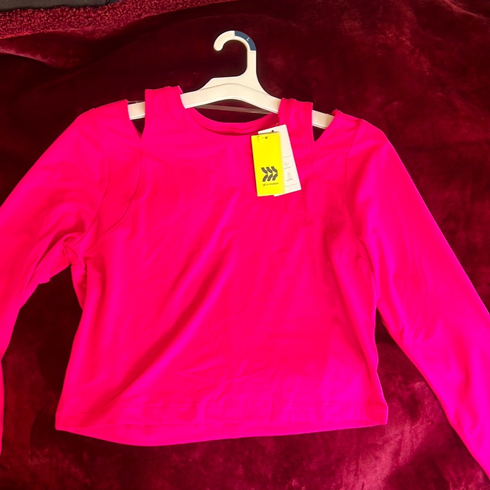 All in motion cropped hot pink shirt women’s size large